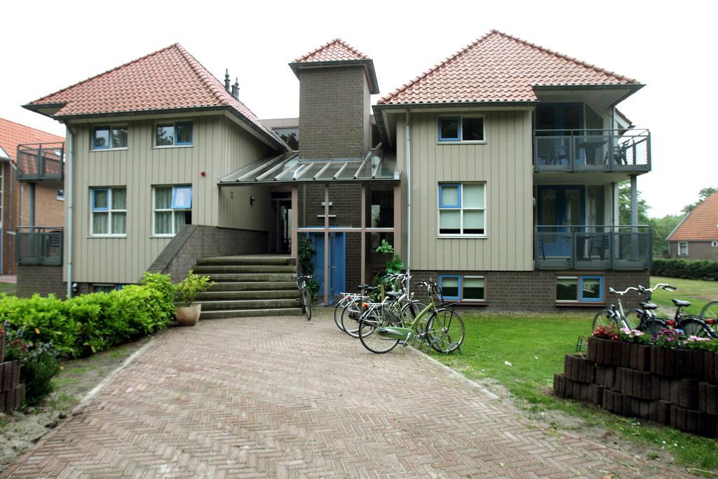 Hotel Bornholm West-Terschelling Exteriör bild
