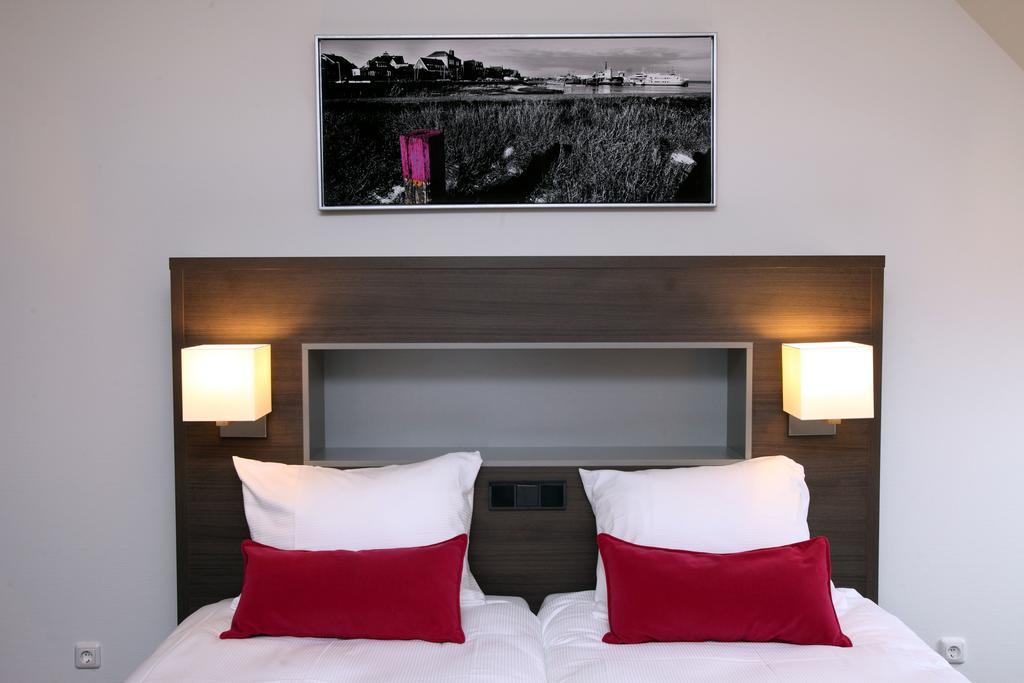 Hotel Bornholm West-Terschelling Rum bild