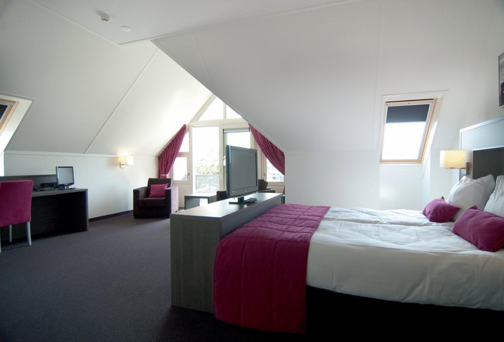 Hotel Bornholm West-Terschelling Rum bild